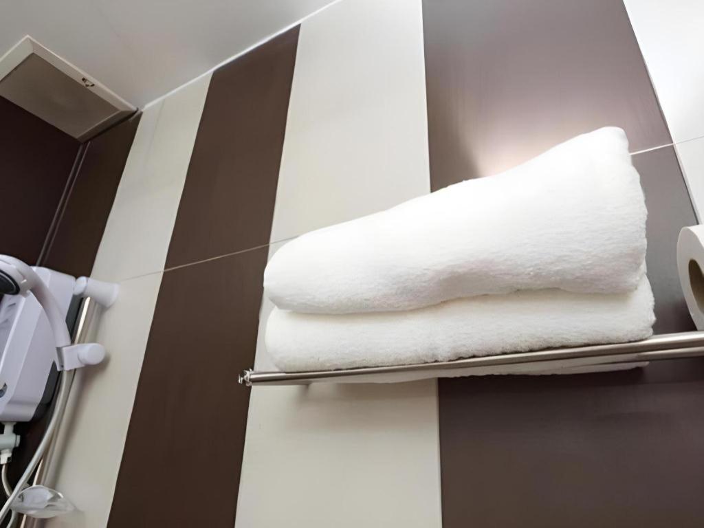 1 Hotel Taman Connaught Kuala Lumpur Kültér fotó