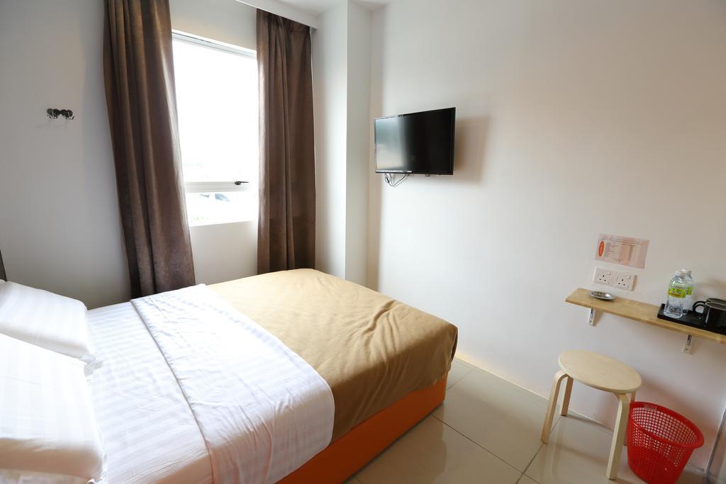 1 Hotel Taman Connaught Kuala Lumpur Kültér fotó